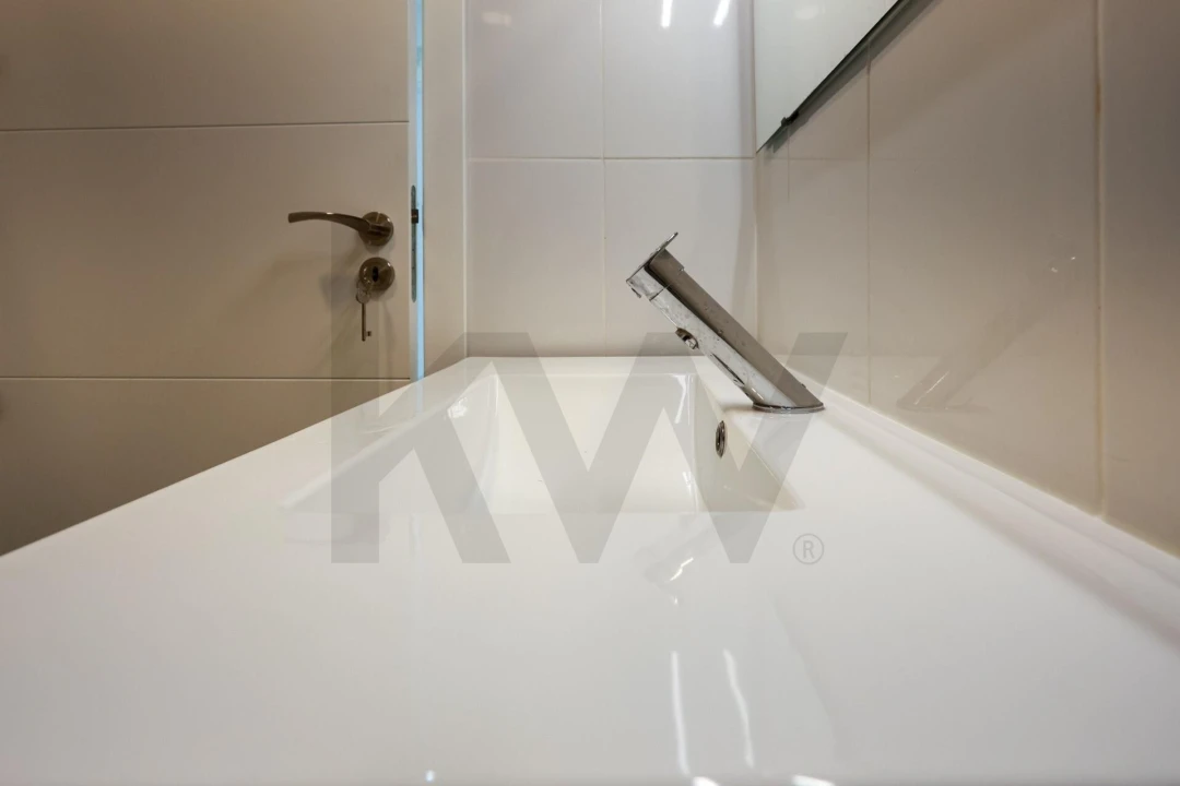 Apartamento T2 para Arrendamento em Santo António dos Cavaleiros e Frielas Foto 20