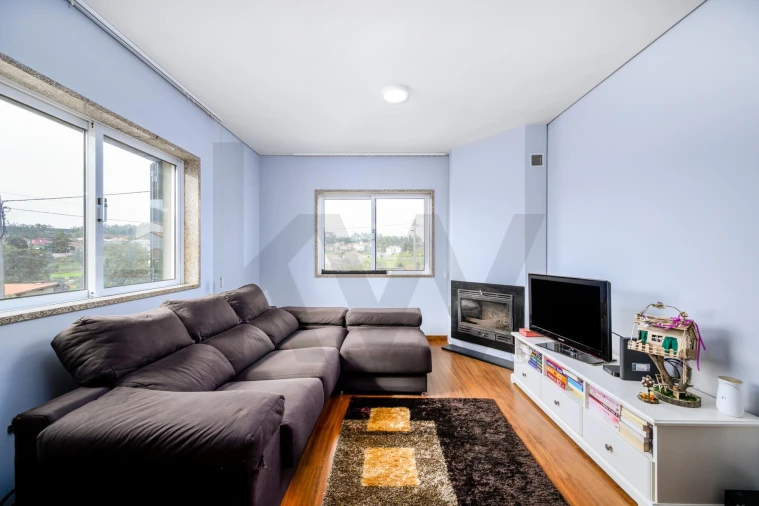 Moradia T2 para Venda em Foz do Sousa e Covelo Foto 9