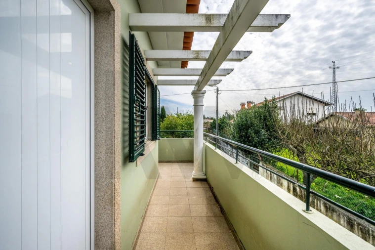 Moradia T2 para Venda em Foz do Sousa e Covelo Foto 7