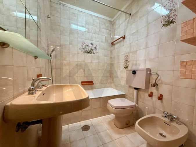 Moradia T7 para Venda em Bonfim Foto 11