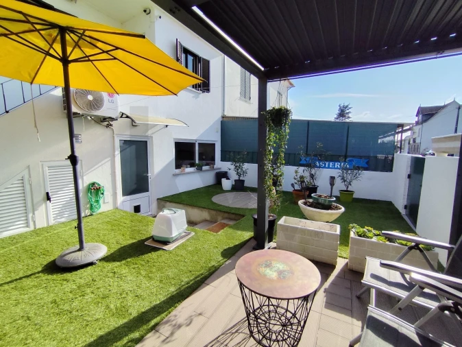 Moradia T2 para Venda em Ovoa e Vimieiro Foto 2