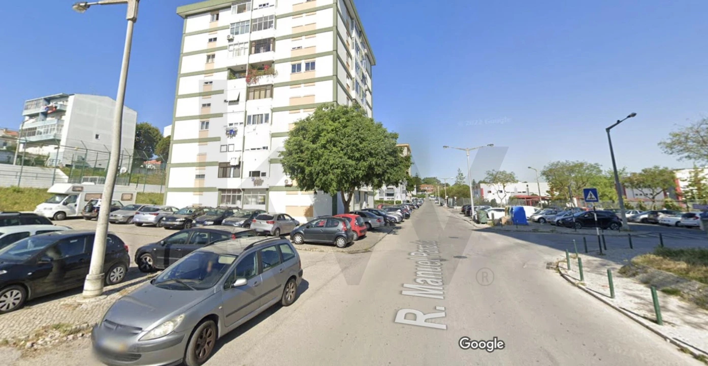 Apartamento T3 para Arrendamento em Charneca de Caparica e Sobreda Foto 1