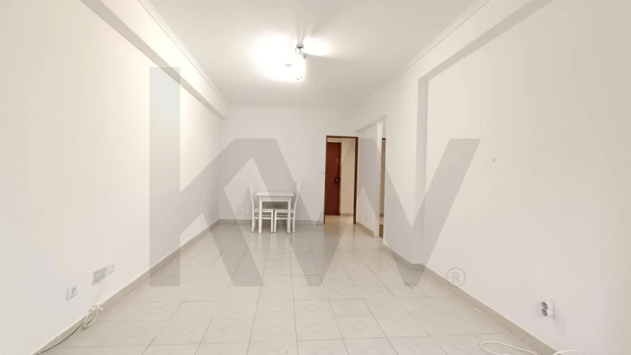 Apartamento T3 para Arrendamento em Charneca de Caparica e Sobreda Foto 32