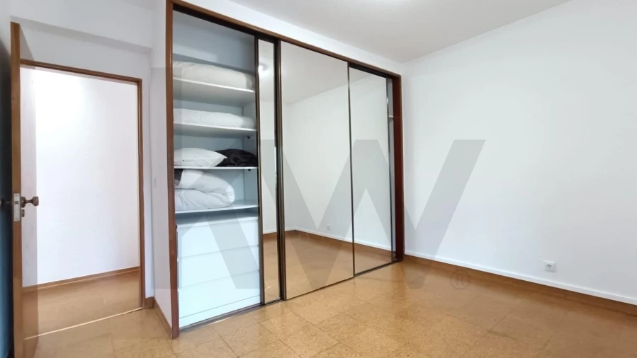 Apartamento T3 para Arrendamento em Charneca de Caparica e Sobreda Foto 12