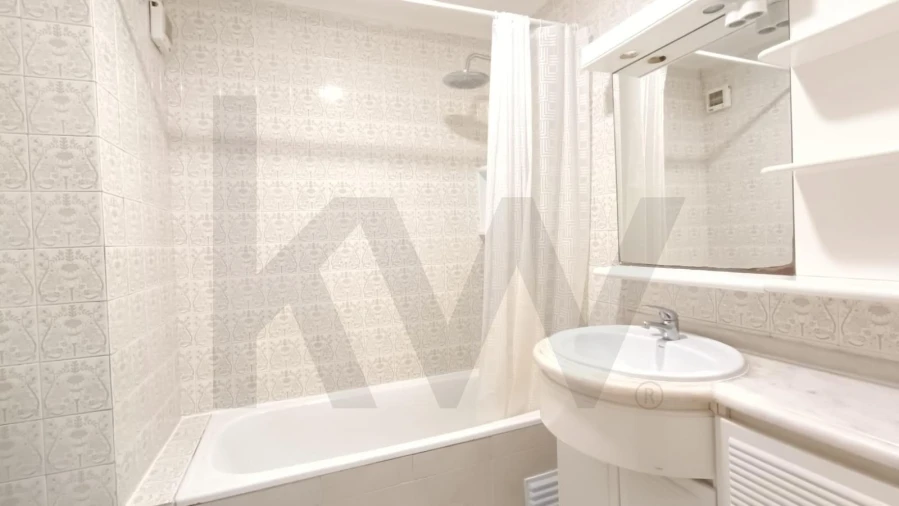 Apartamento T3 para Arrendamento em Charneca de Caparica e Sobreda Foto 23