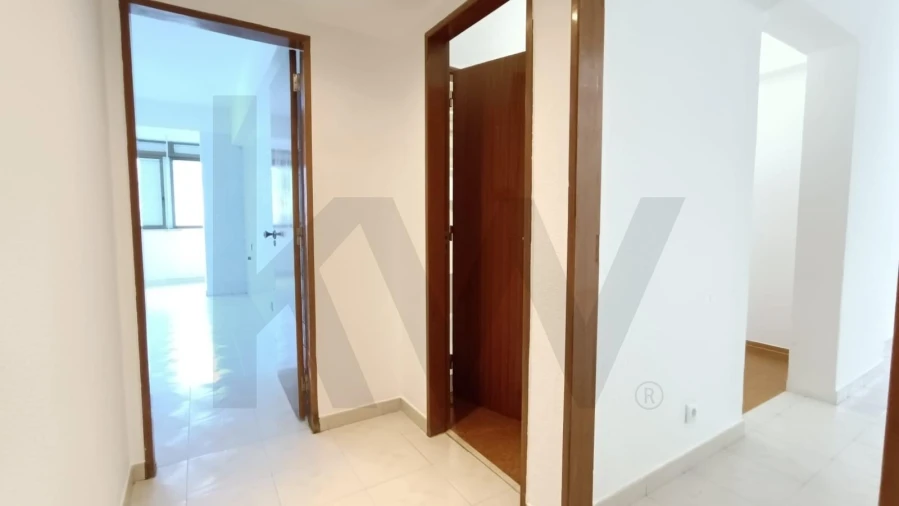 Apartamento T3 para Arrendamento em Charneca de Caparica e Sobreda Foto 25