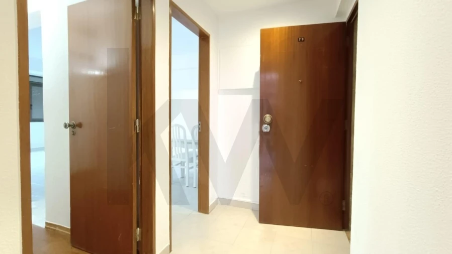 Apartamento T3 para Arrendamento em Charneca de Caparica e Sobreda Foto 37