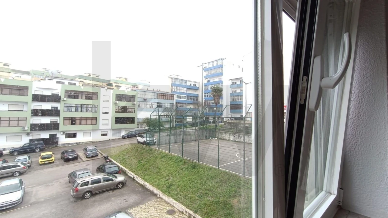 Apartamento T3 para Arrendamento em Charneca de Caparica e Sobreda Foto 9