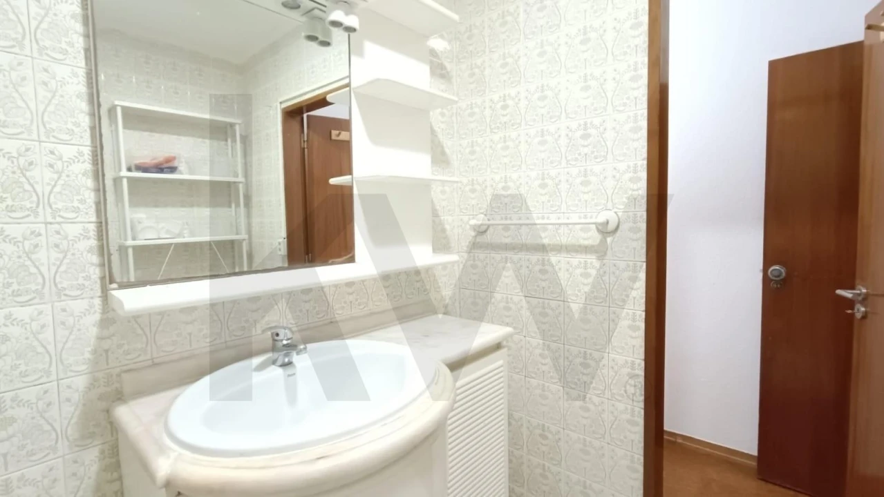 Apartamento T3 para Arrendamento em Charneca de Caparica e Sobreda Foto 22