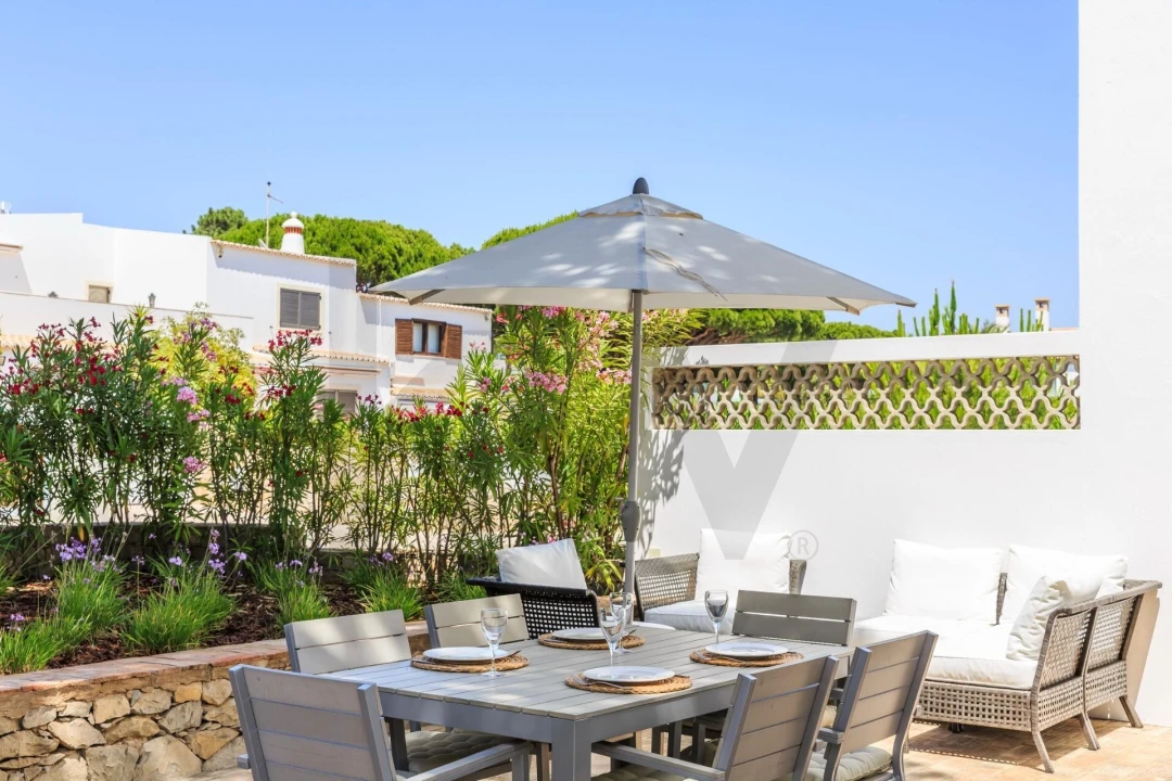 Moradia T3 para Venda em Almancil Foto 49