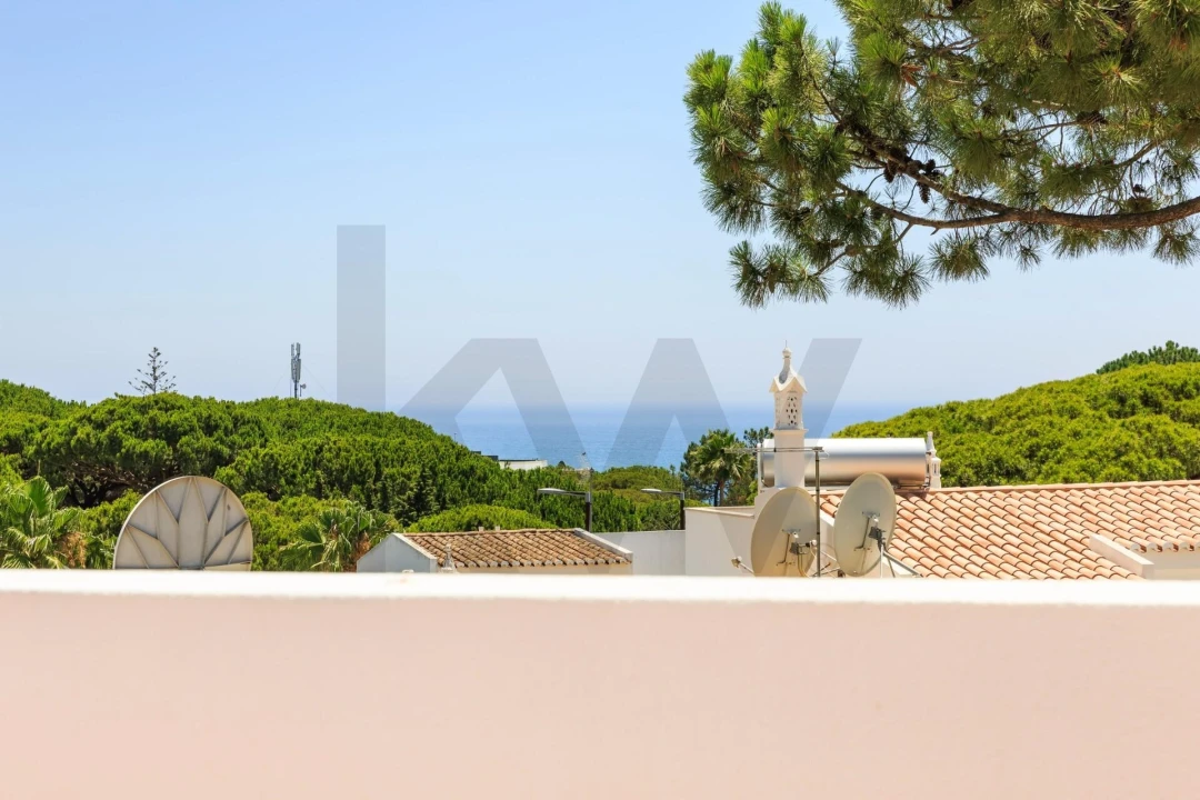 Moradia T3 para Venda em Almancil Foto 24