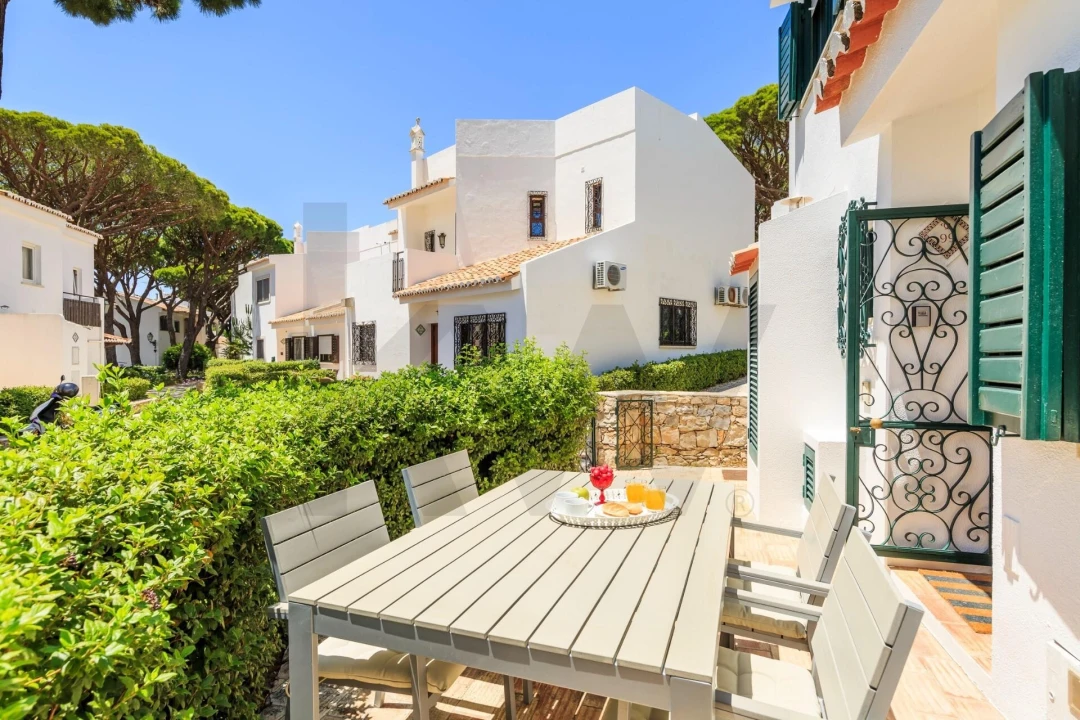 Moradia T3 para Venda em Almancil Foto 35