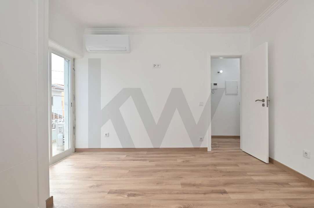 Moradia T4 para Venda em Alcabideche Foto 21