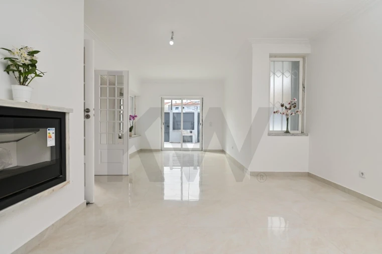 Moradia T4 para Venda em Alcabideche Foto 15