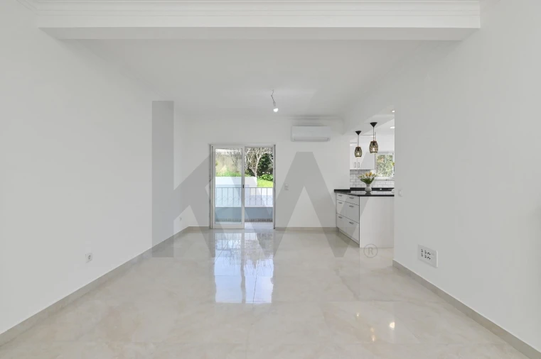 Moradia T4 para Venda em Alcabideche Foto 7