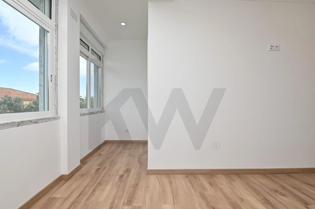 Moradia T4 para Venda em Alcabideche Foto 26