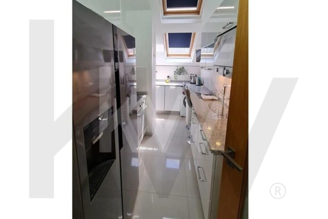 Apartamento T2 para Arrendamento em Funchal (Santa Luzia) Foto 10