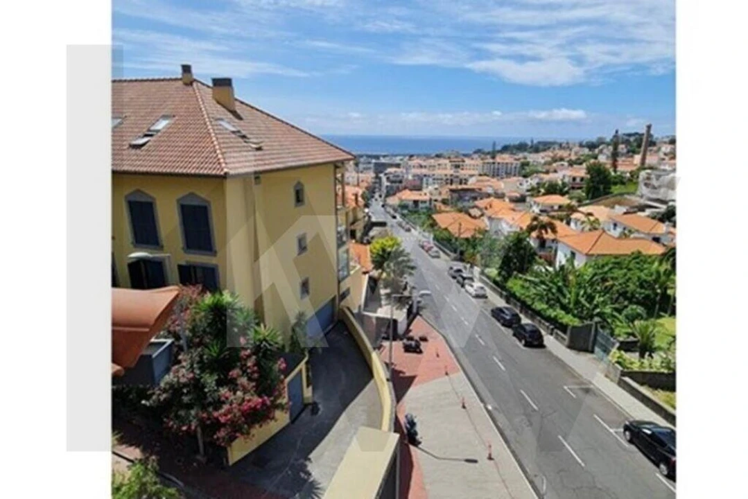 Apartamento T2 para Arrendamento em Funchal (Santa Luzia) Foto 9