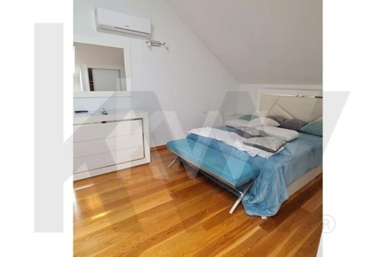 Apartamento T2 para Arrendamento em Funchal (Santa Luzia) Foto 14