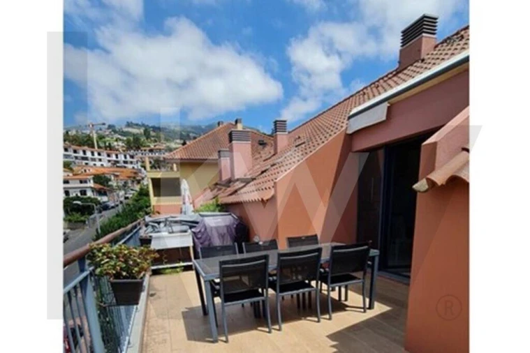 Apartamento T2 para Arrendamento em Funchal (Santa Luzia) Foto 8