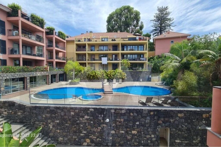 Apartamento T2 para Arrendamento em Funchal (Santa Luzia)
