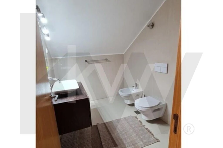 Apartamento T2 para Arrendamento em Funchal (Santa Luzia) Foto 13