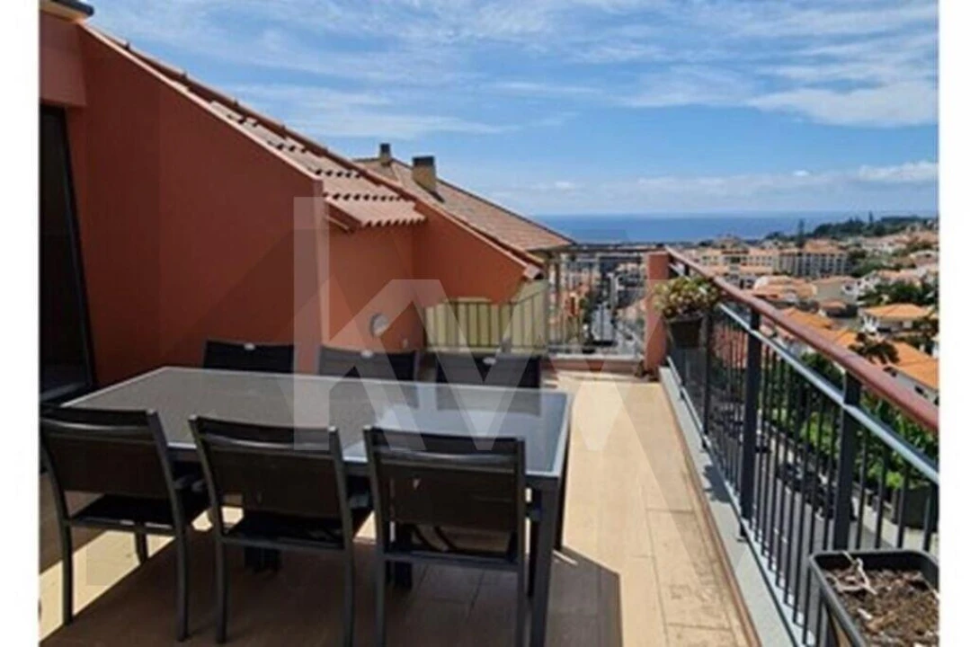 Apartamento T2 para Arrendamento em Funchal (Santa Luzia) Foto 7