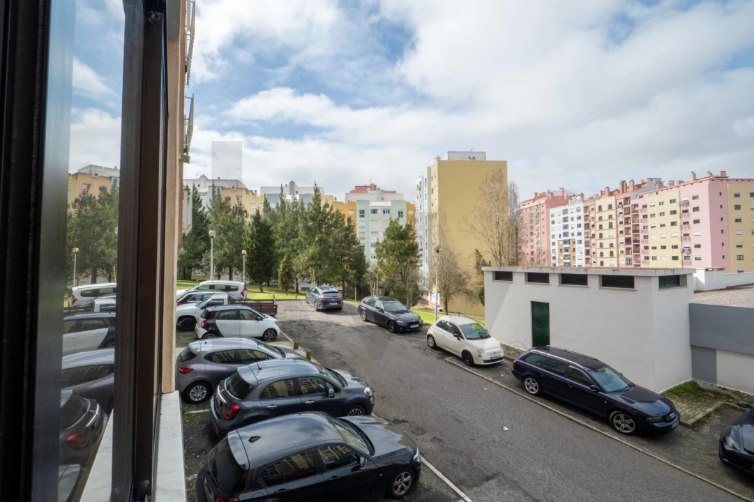 Apartamento T2 para Venda em Cacém e São Marcos Foto 34