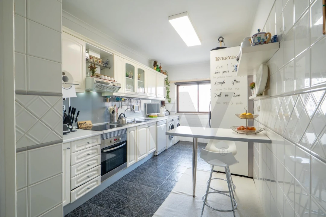 Apartamento T2 para Venda em Cacém e São Marcos Foto 10