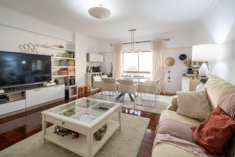 Apartamento T2 para Venda em Cacém e São Marcos Foto 8