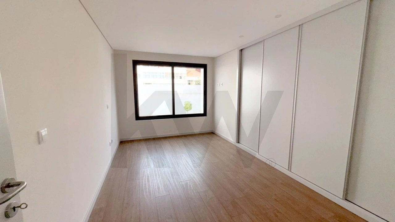 Apartamento T3 para Venda em Cedofeita, Santo Ildefonso, Sé, Miragaia, São Nicolau e Vitória Foto 13
