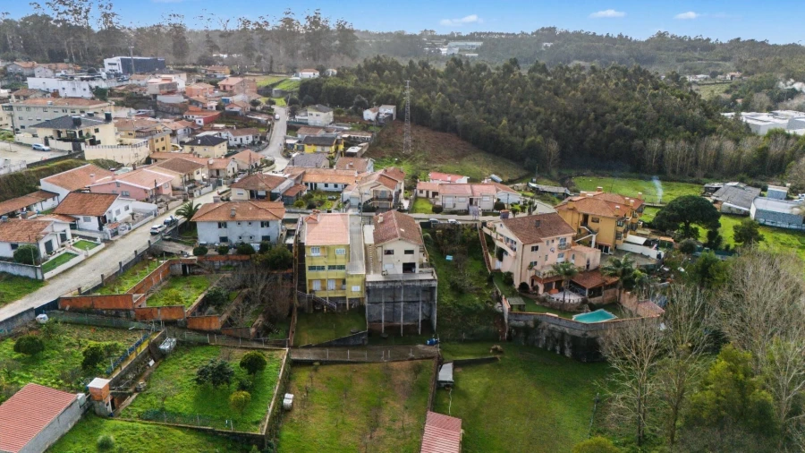 Moradia T3 para Venda em Paços de Brandão Foto 27