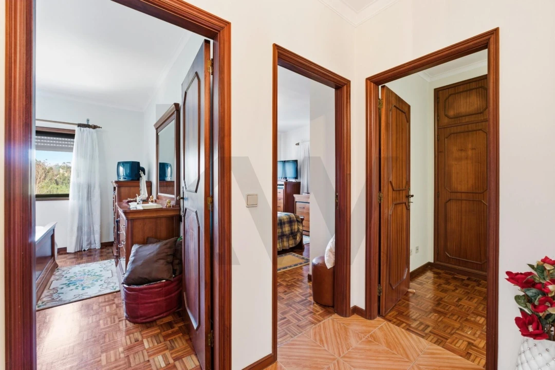 Moradia T3 para Venda em Paços de Brandão Foto 17