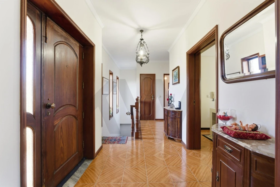 Moradia T3 para Venda em Paços de Brandão Foto 12