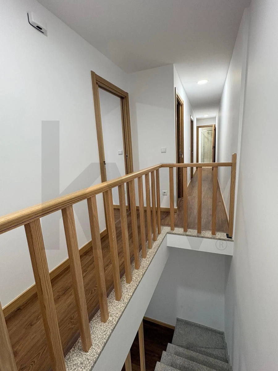 Prédio para Venda em São Pedro do Sul, Várzea e Baiões Foto 15