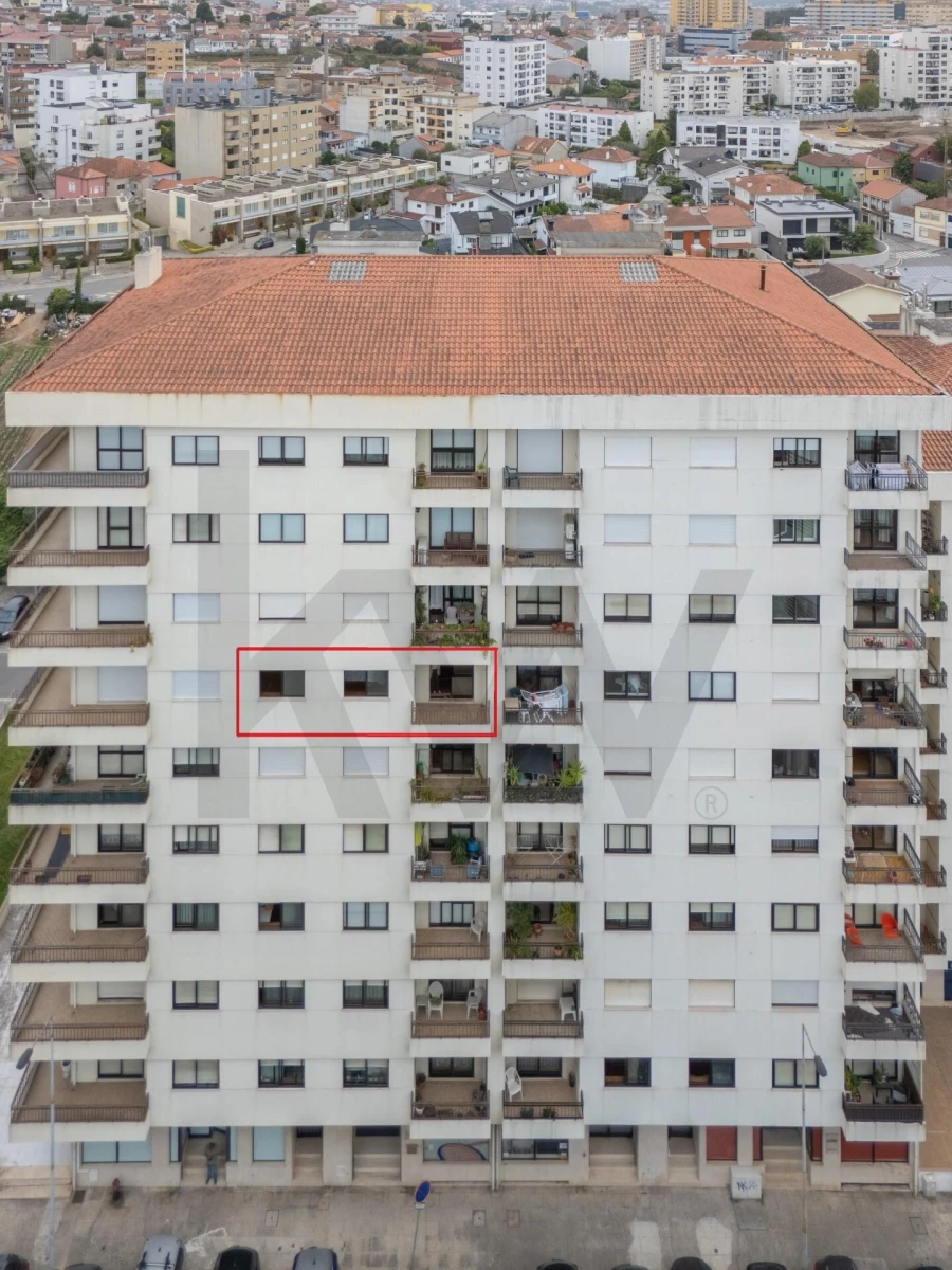 Apartamento T3 para Arrendamento em Pedrouços Foto 19