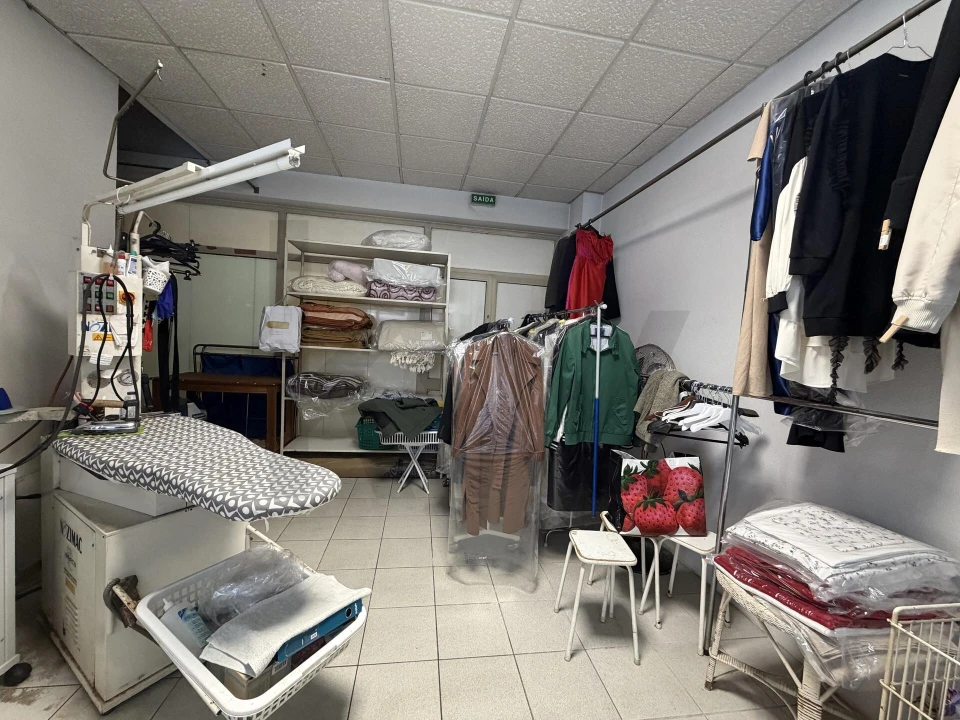 Loja para Trespasse em Santa Maria da Feira, Travanca, Sanfins e Espargo Foto 2