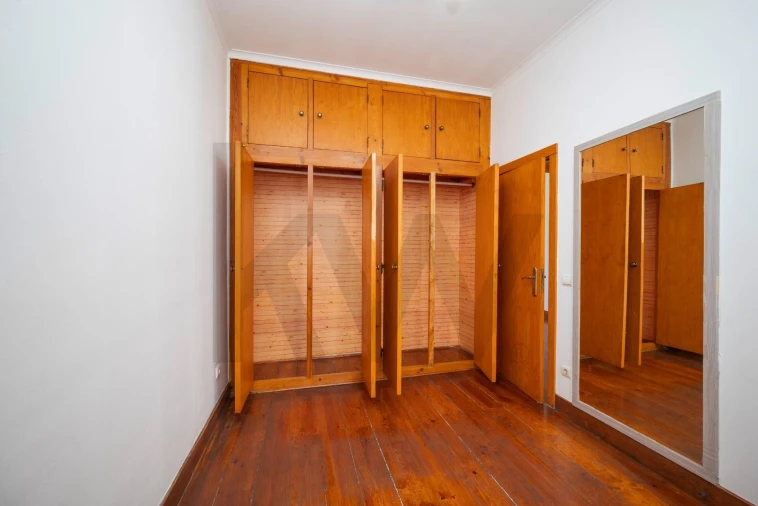 Apartamento T2 para Venda em Algés, Linda-A-Velha e Cruz Quebrada-Dafundo Foto 12