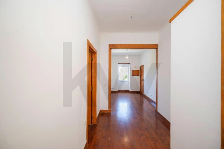 Apartamento T2 para Venda em Algés, Linda-A-Velha e Cruz Quebrada-Dafundo Foto 5