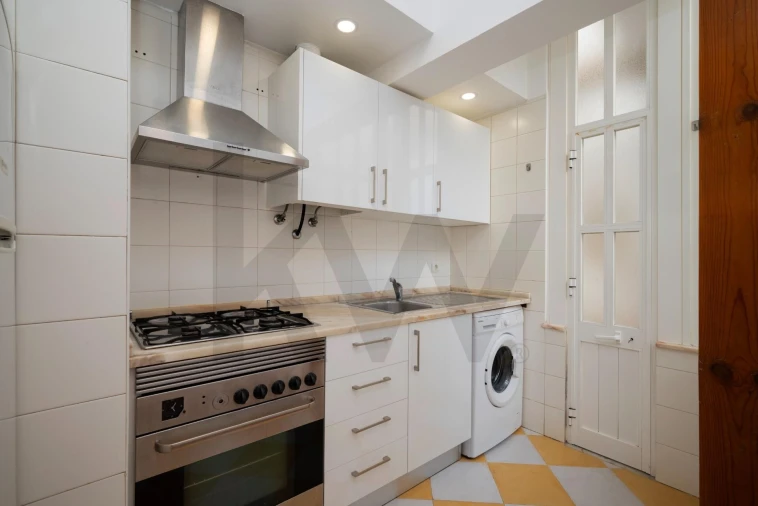 Apartamento T2 para Venda em Algés, Linda-A-Velha e Cruz Quebrada-Dafundo Foto 14