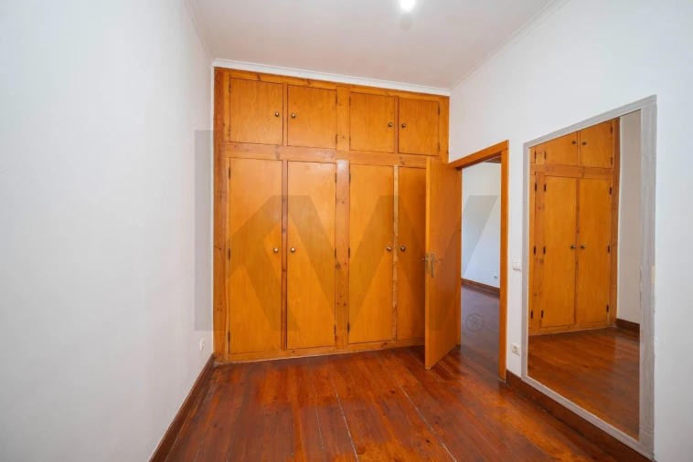 Apartamento T2 para Venda em Algés, Linda-A-Velha e Cruz Quebrada-Dafundo Foto 11