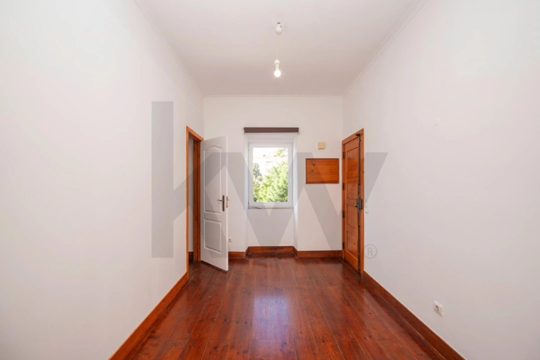 Apartamento T2 para Venda em Algés, Linda-A-Velha e Cruz Quebrada-Dafundo Foto 3