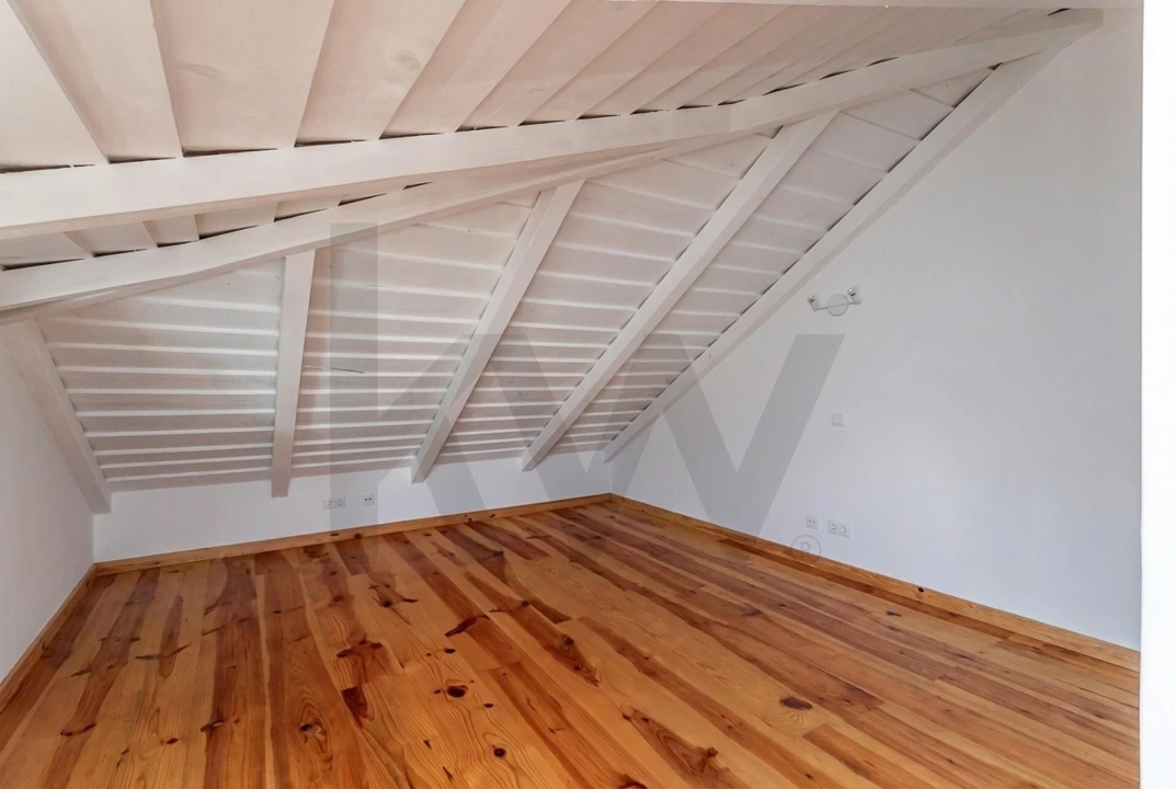 Moradia T5 para Venda em Areeiro Foto 41