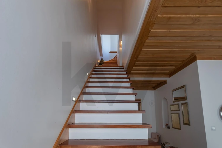 Moradia T5 para Venda em Areeiro Foto 16