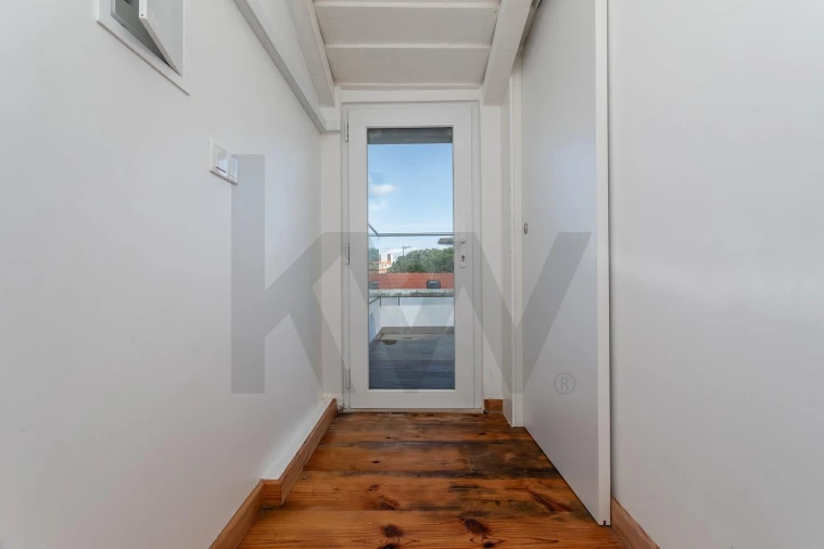 Moradia T5 para Venda em Areeiro Foto 40