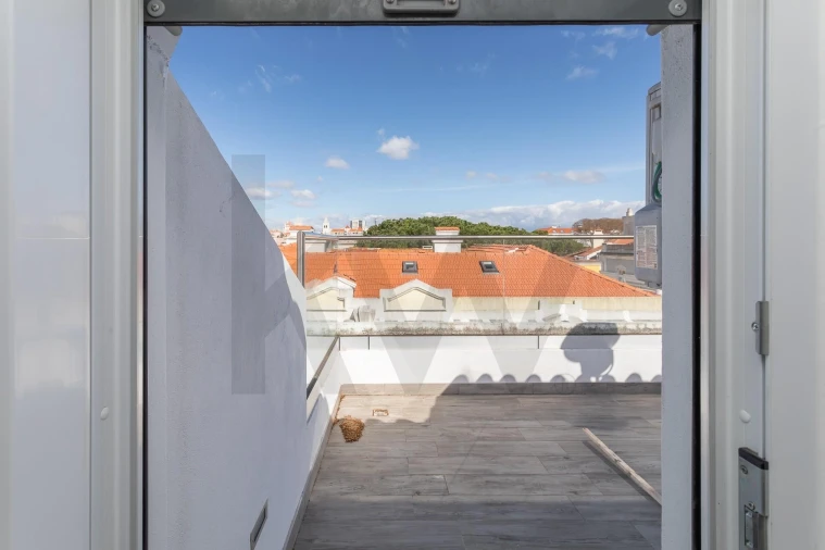 Moradia T5 para Venda em Areeiro Foto 43