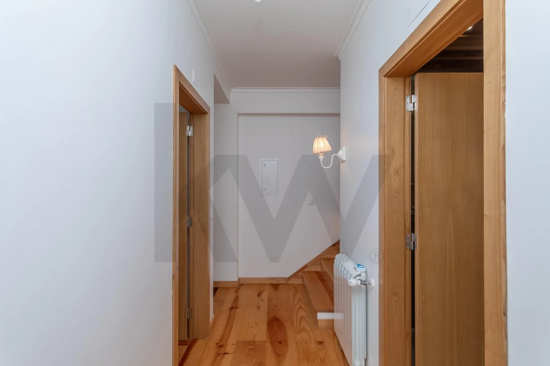 Moradia T5 para Venda em Areeiro Foto 38