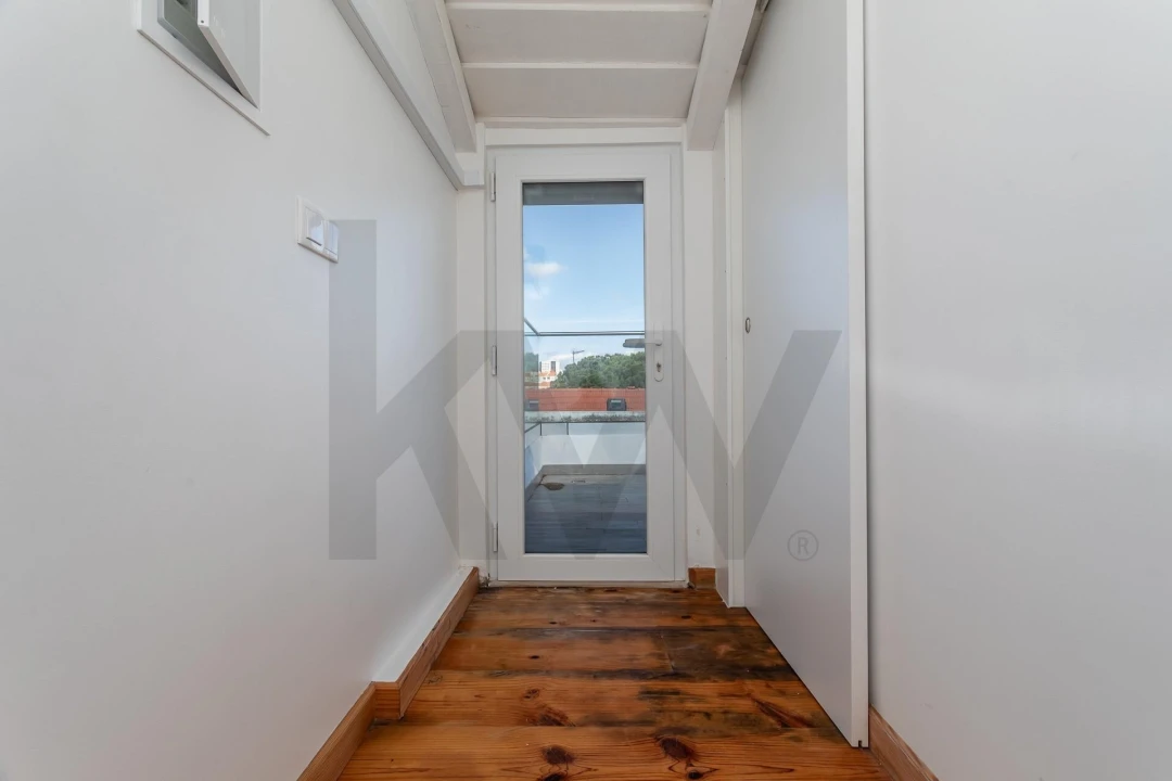 Moradia T5 para Venda em Areeiro Foto 40