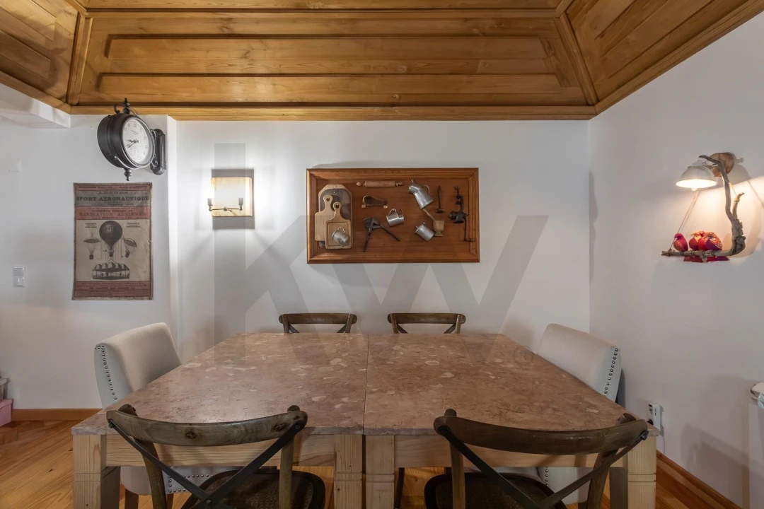 Moradia T5 para Venda em Areeiro Foto 11