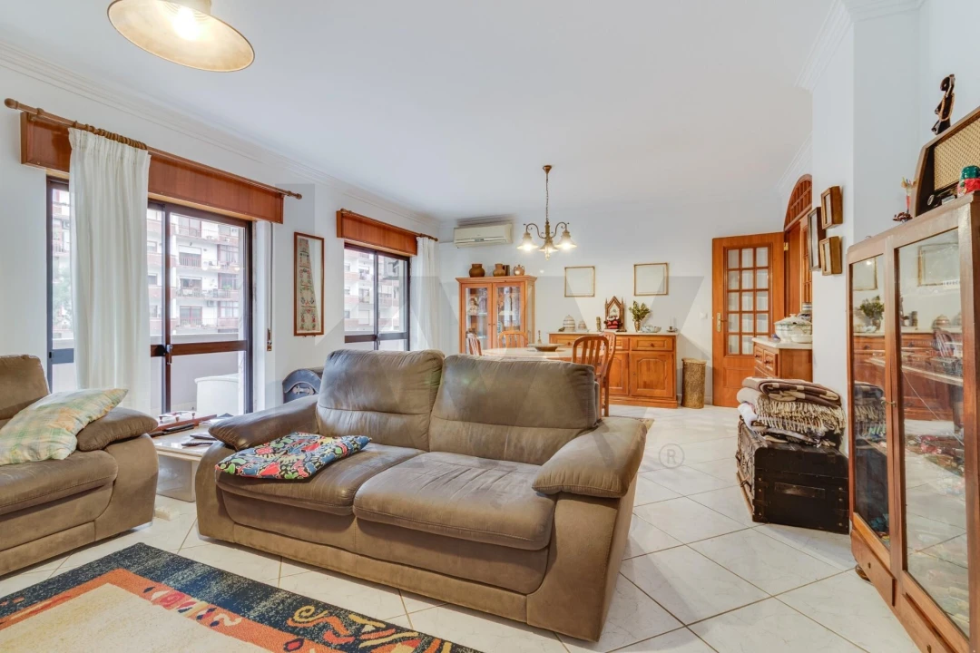 Apartamento T4 para Venda em Alverca do Ribatejo e Sobralinho Foto 8